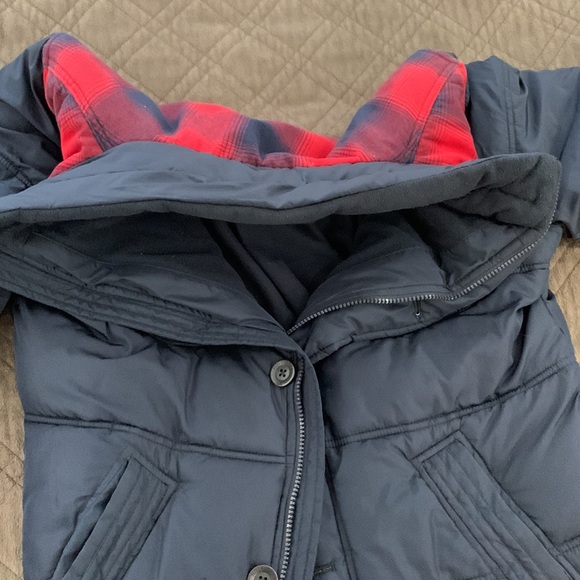 Hollister Navy Fleece Puffer Jacket size M - Picture 9 of 17